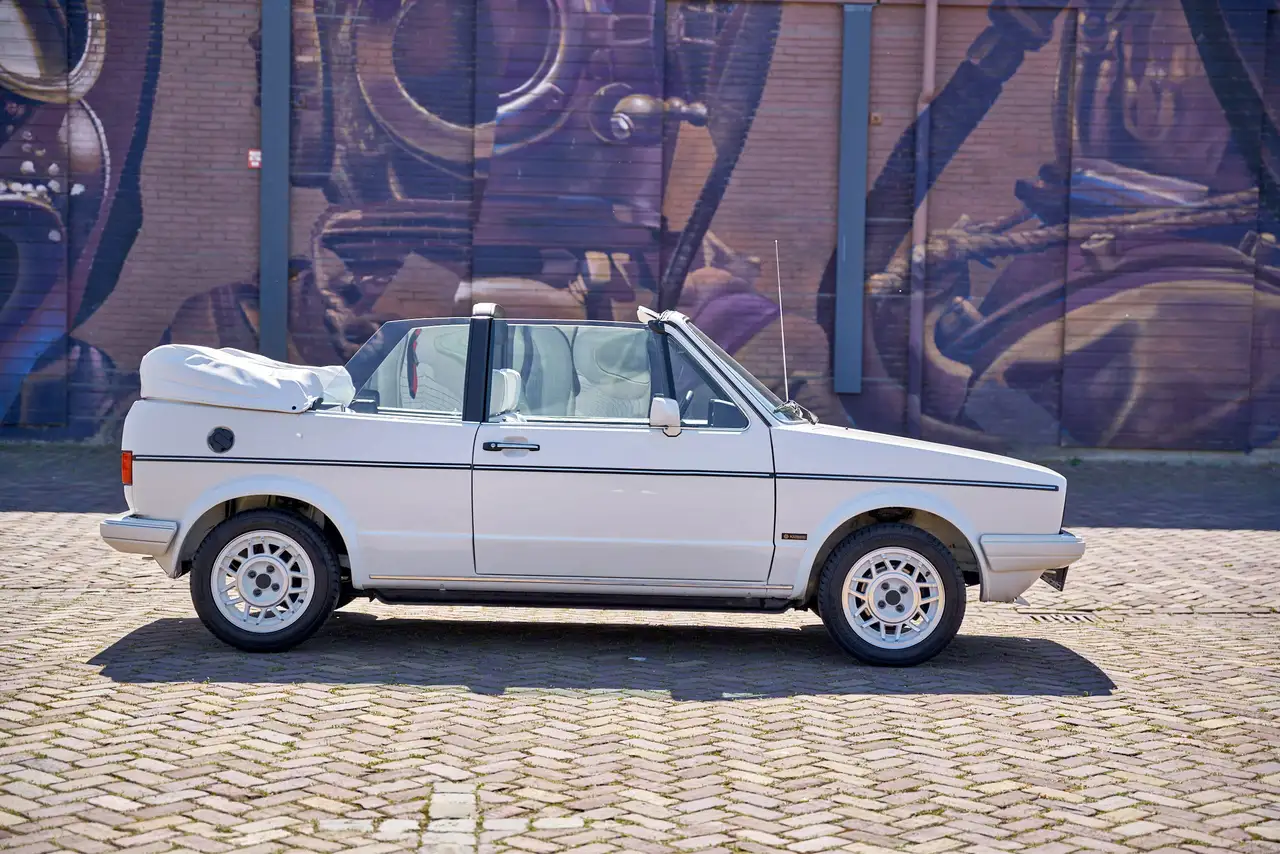 Volkswagen Golf I Cabriolet 1.6 / Triple White, Topstaat!, foto 2