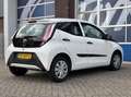 Toyota Aygo 1.0 VVT-i x 69PK Airco Bleutooth USB Elek. Ramen C Wit - thumbnail 2