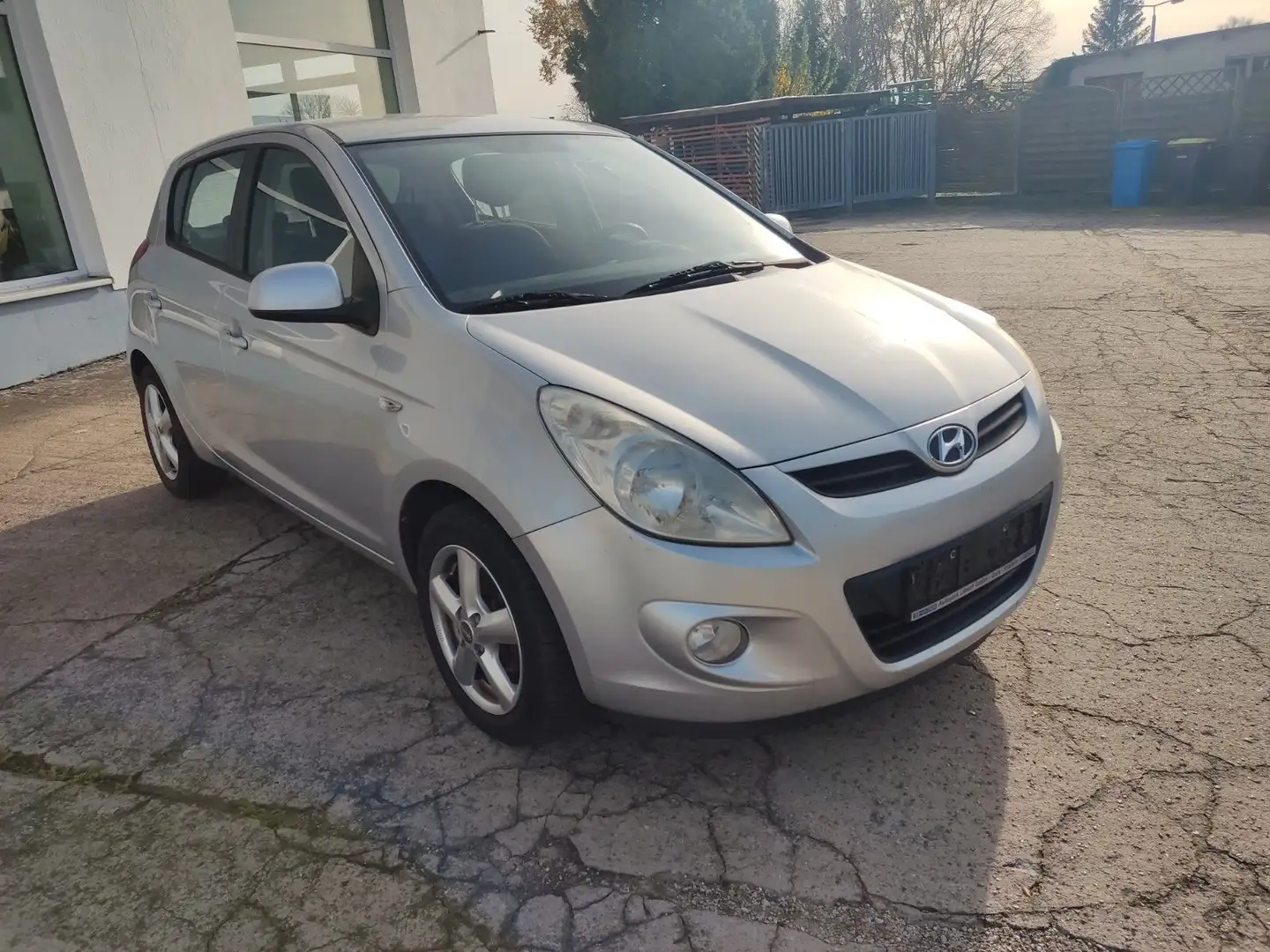 Hyundai i20 Comfort Silber - 1