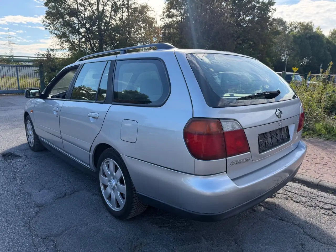 Nissan Primera 1,8/PRIMERA/1.HAND/KLIMAAUT/ALU/TÜV-SERVICE-NEU!, foto 6