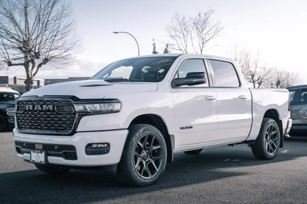 RAM 1500 снимка RAM 1500