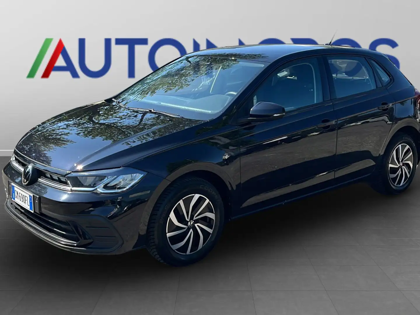 Volkswagen Polo Polo VI 2022 1.0 tsi Life 95cv Nero - 1