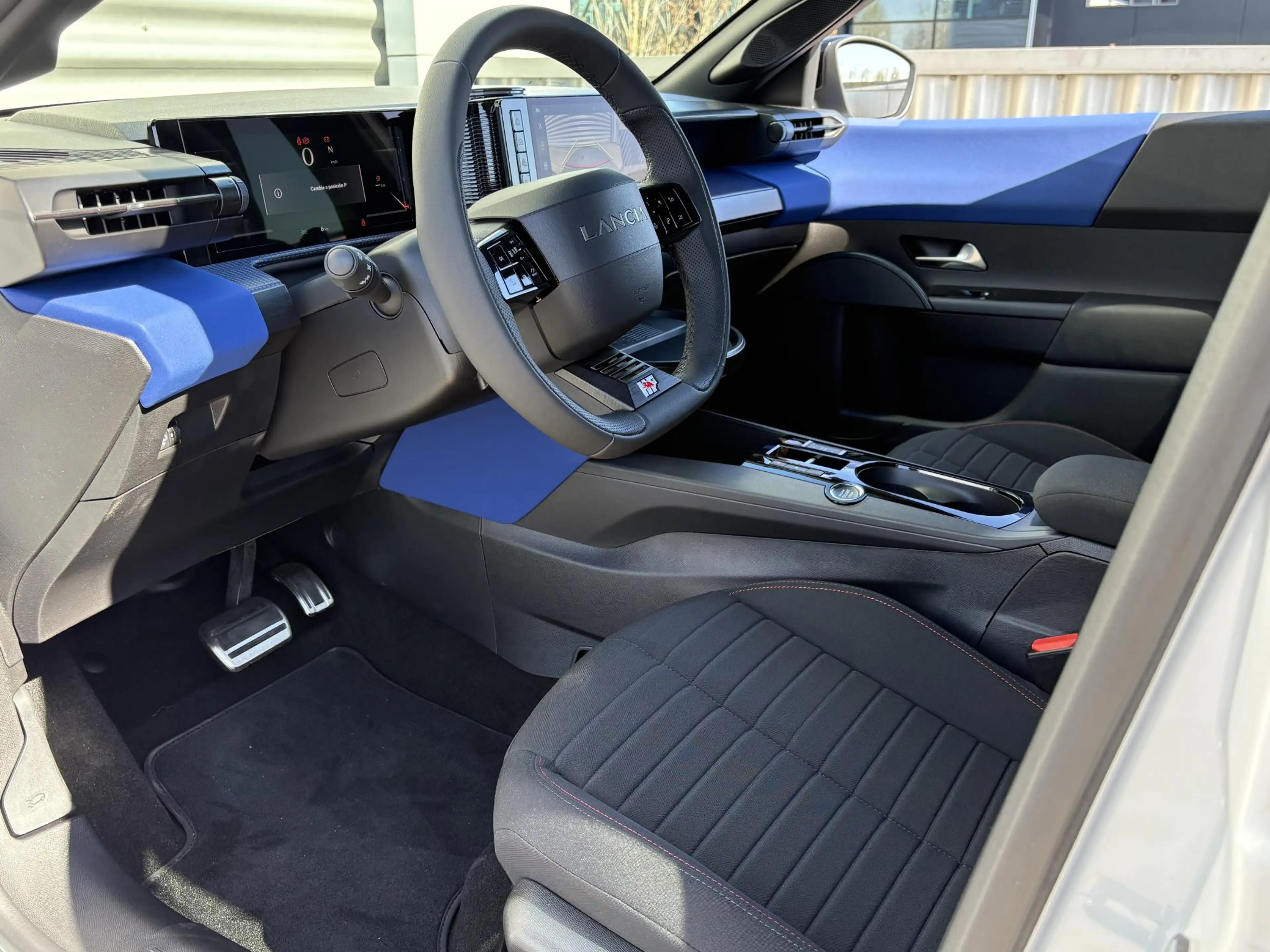 Lancia Ypsilon 1.2 Turbo Hybrid HF Line 110pk | SALA | Navigatie — photo 12