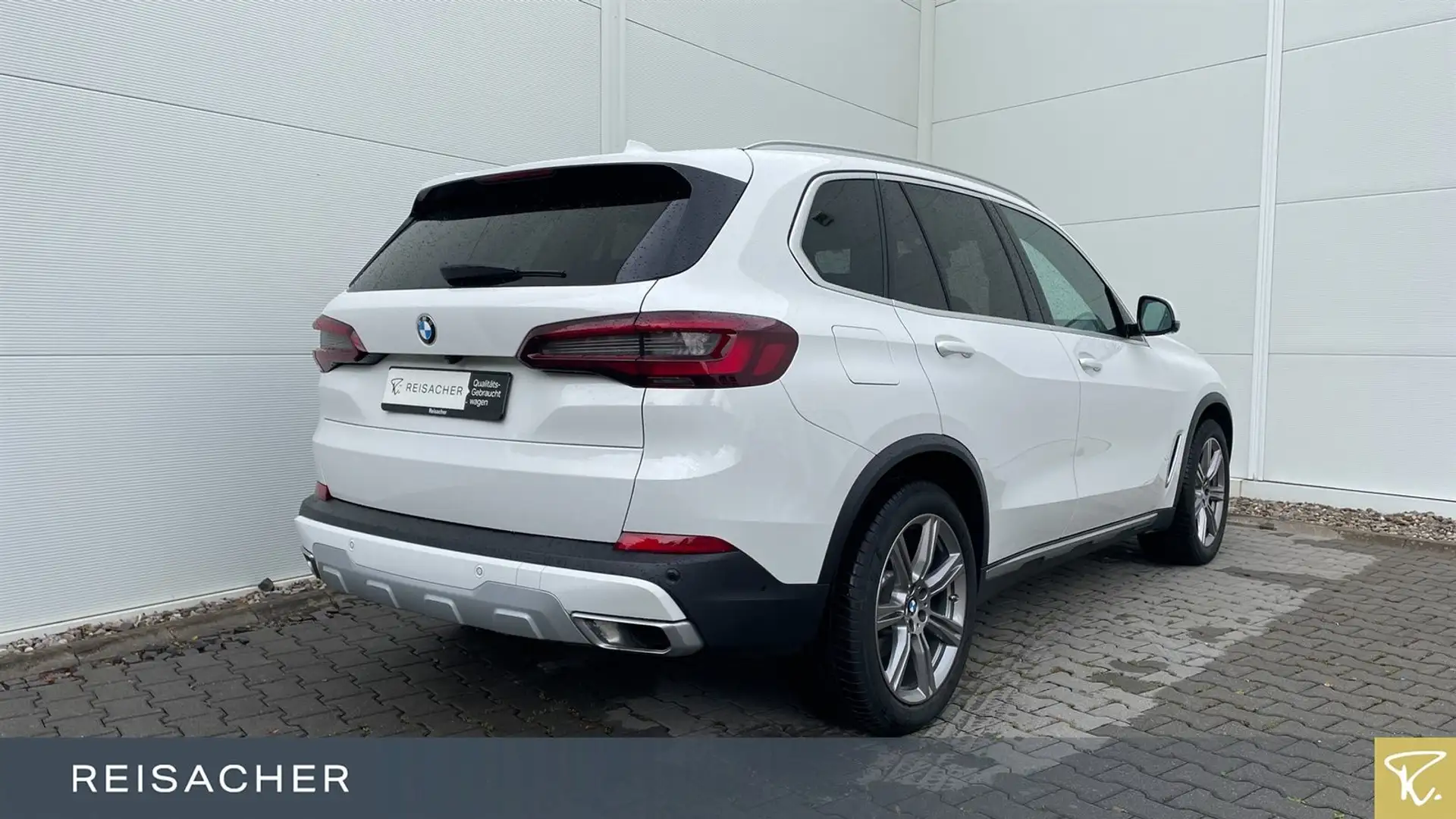 BMW X5 xDrive30d X Line,LCPro.DAPro.AHK,Pano,adLED Weiß - 2