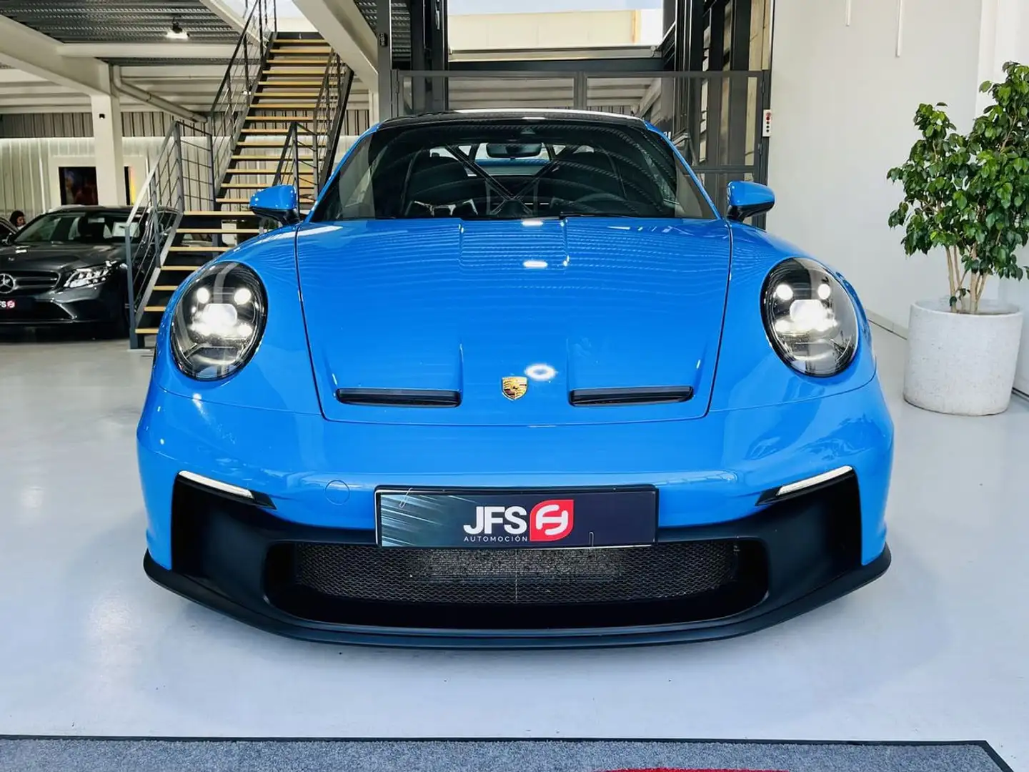 Porsche 911 GT3 992 Azul - 2