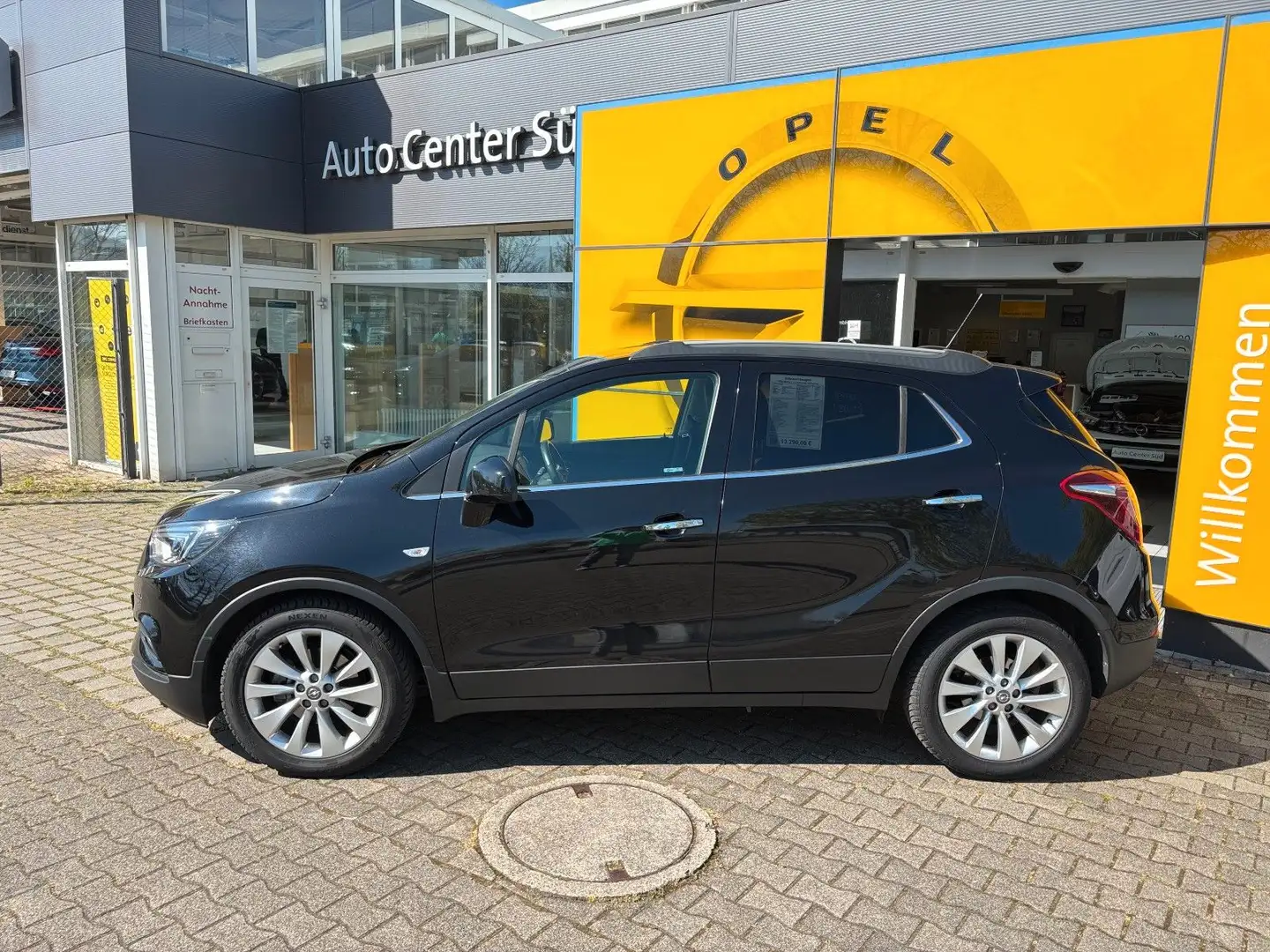 Opel Mokka X Innovation 1.4 AT Schwarz - 2