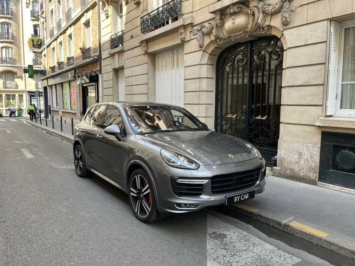 Porsche Cayenne GTS 440Ch Gris - 1