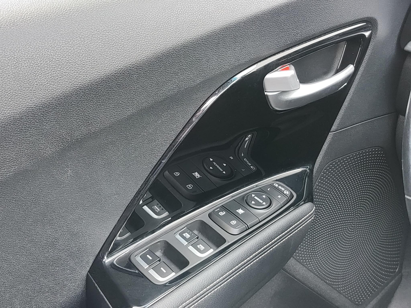 Kia e-Niro DynamicPlusLine 64 kWh Schuifdak | Navigatie | Par — photo 10