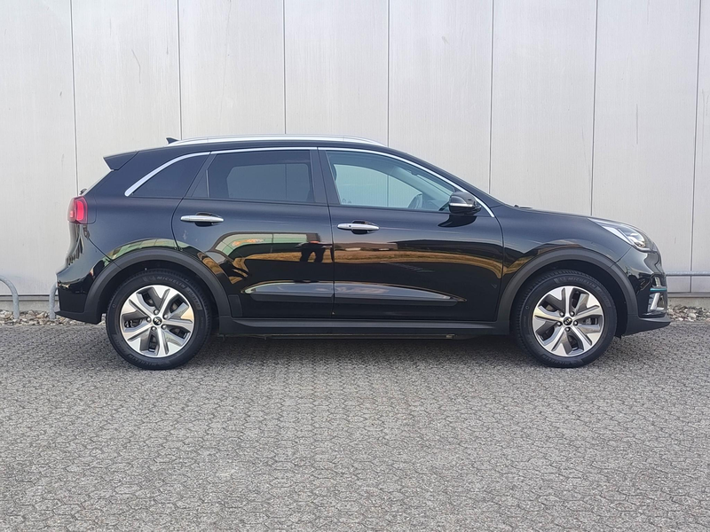 Kia e-Niro DynamicPlusLine 64 kWh Schuifdak | Navigatie | Par — photo 5