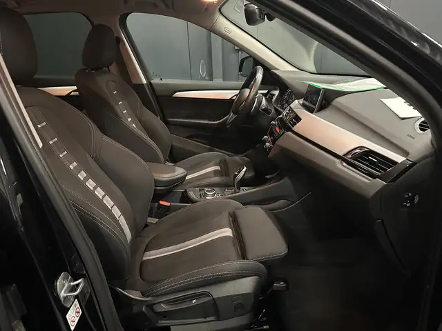 BMW X1 view 10