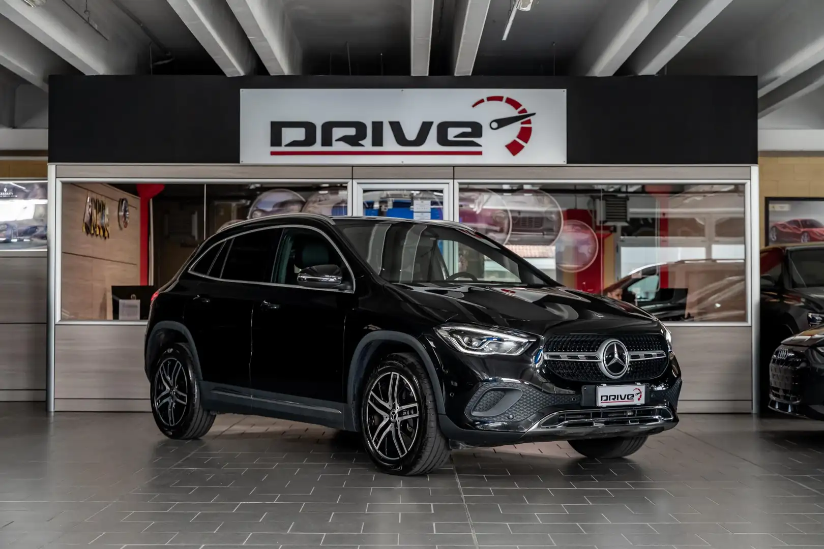Mercedes-Benz GLA 200 200 Sport Plus auto Schwarz - 1