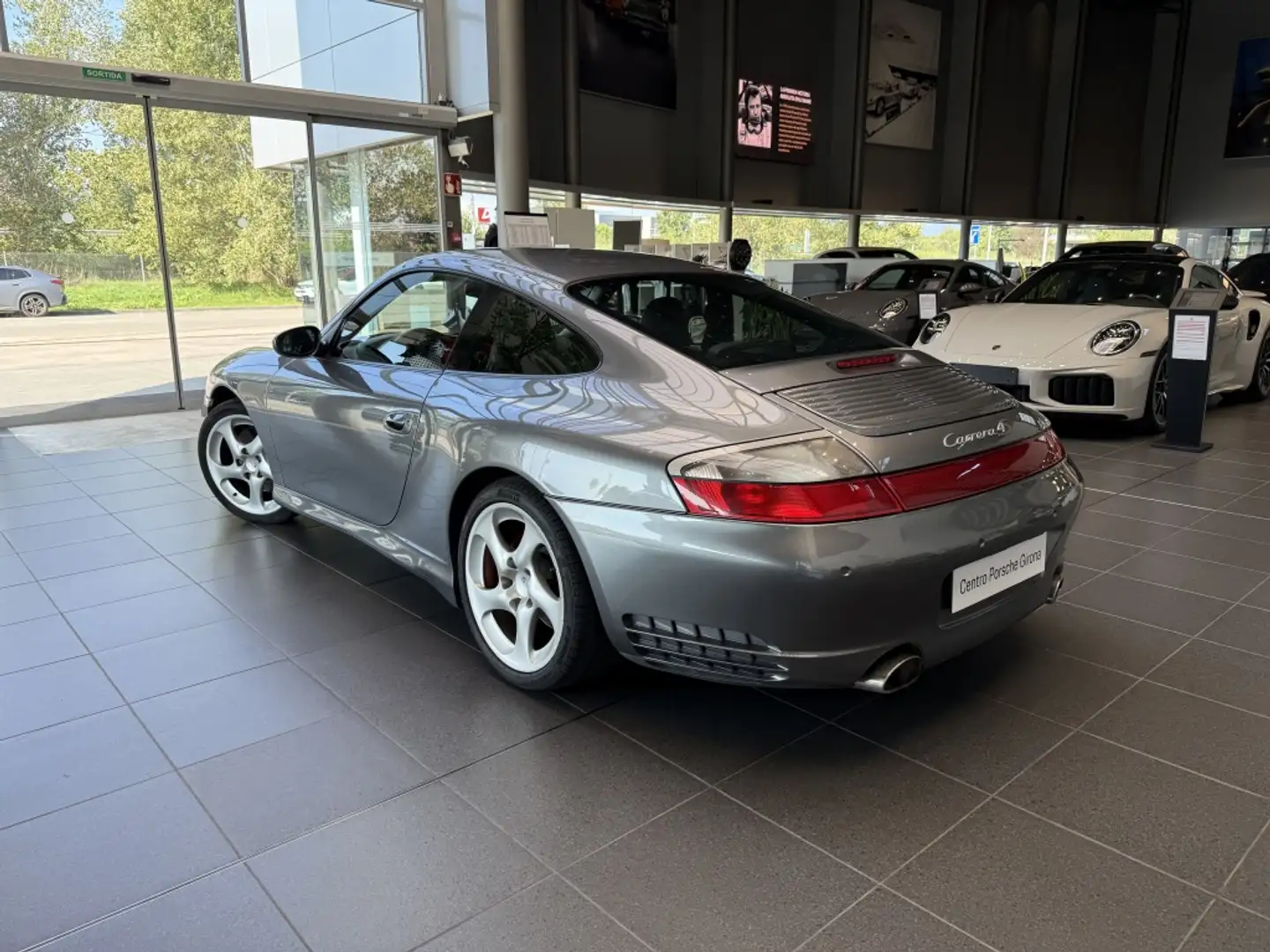 Porsche 911 Carrera 4S Coupé Tiptronic Gris - 2