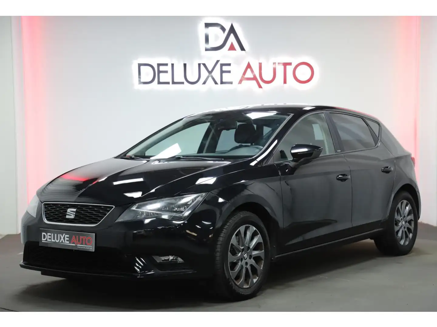 SEAT Leon 1.6 TDI CR 105 I TECH Zwart - 1