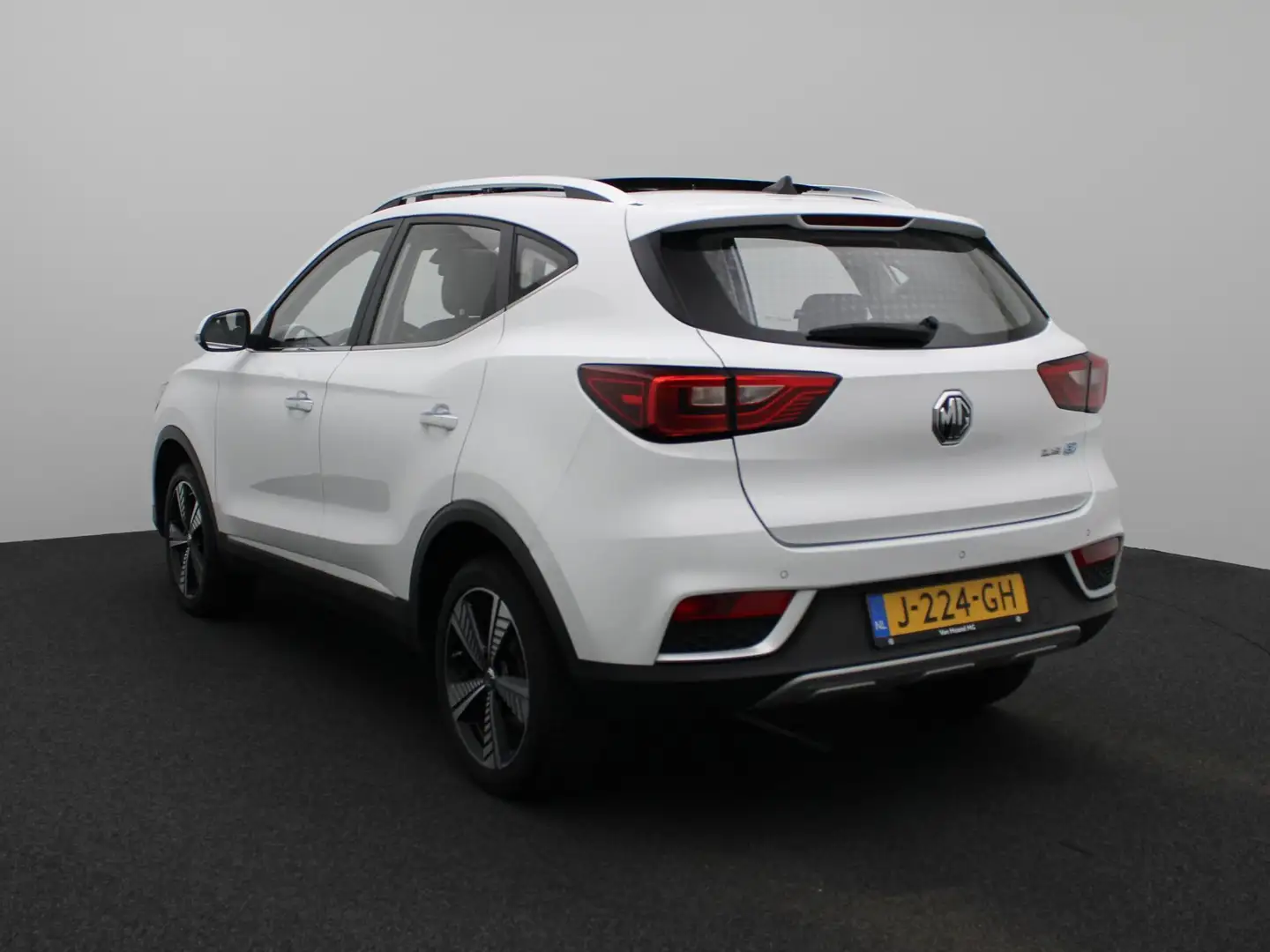 MG ZS EV Luxury 45 kWh | Leder | Navi | Panoramadak | Ca Wit - 2