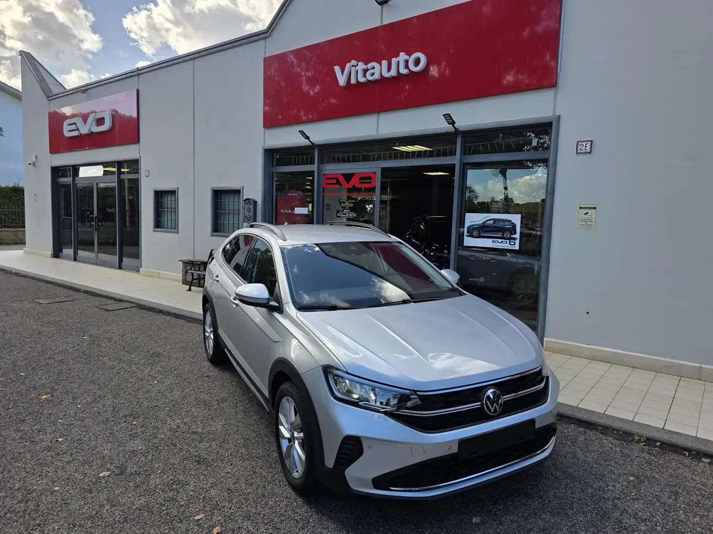 Volkswagen Taigo Taigo 1.0 tsi Edition Plus 95cv Silber - 2