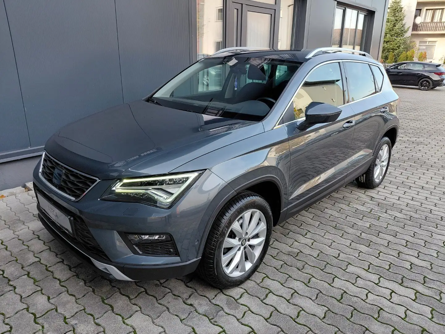 SEAT Ateca Style 1,5 TSI 150PS, Anhängevorrichtung Grau - 2