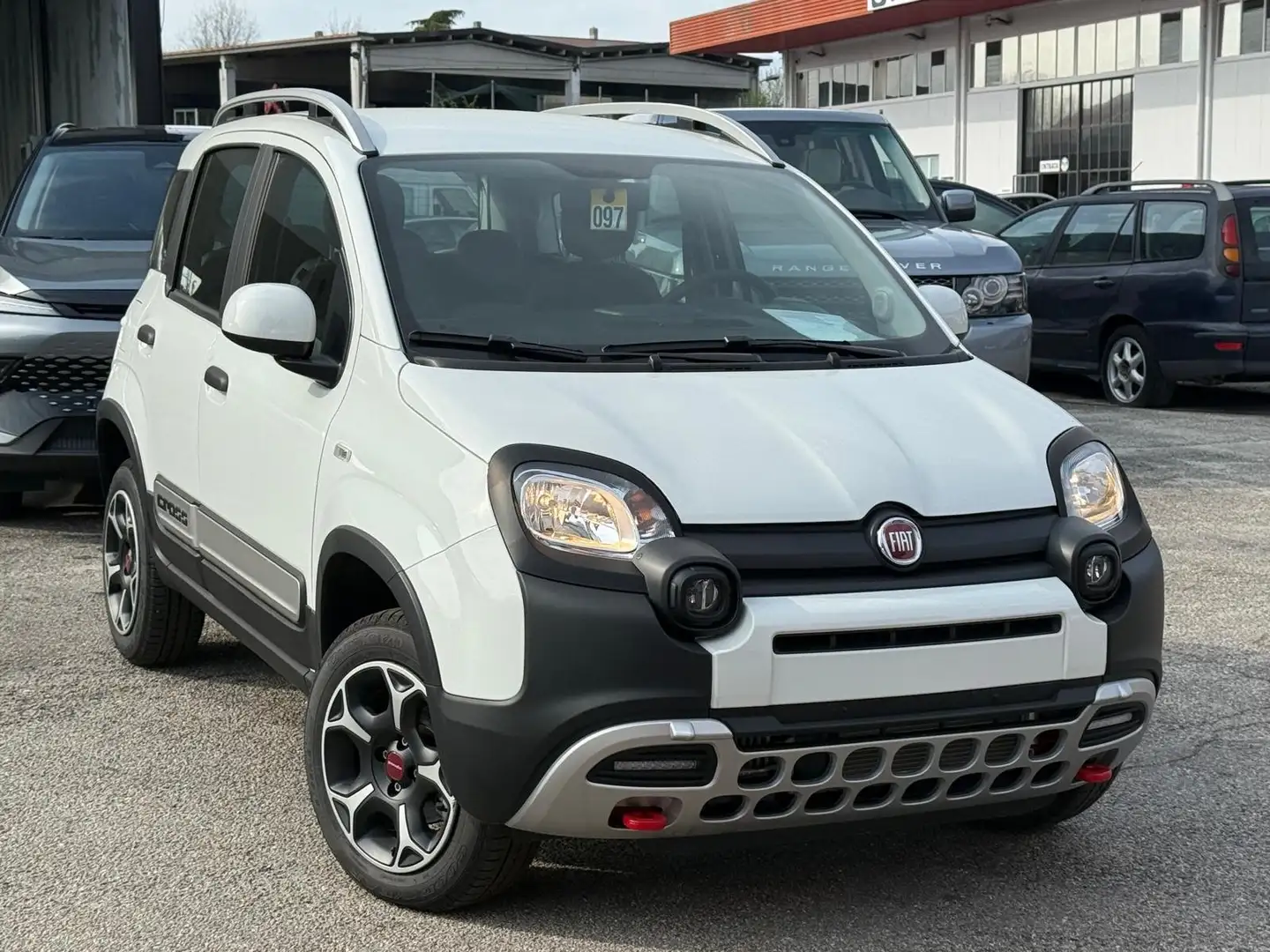 Fiat Panda 0.9 t.air t. City Cross 4x4 s White - 1