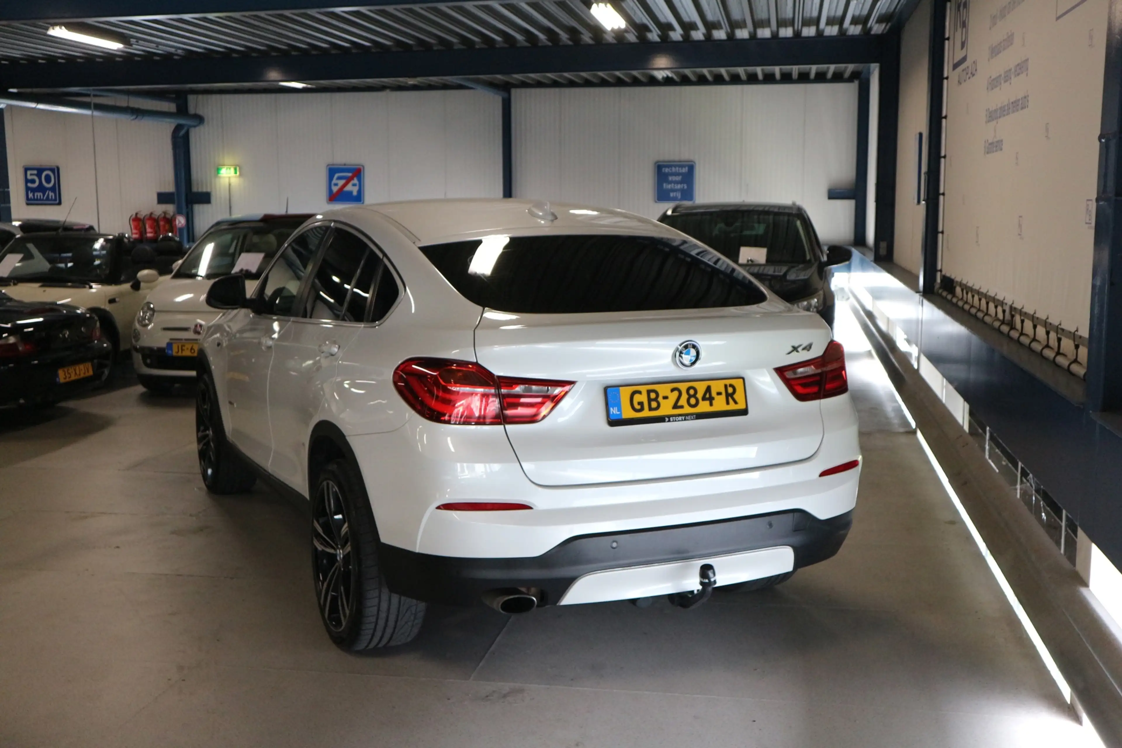 BMW X4 XDrive20i Executive KEURIG ONDERHOUDEN/ 12 MAANDEN — photo 5