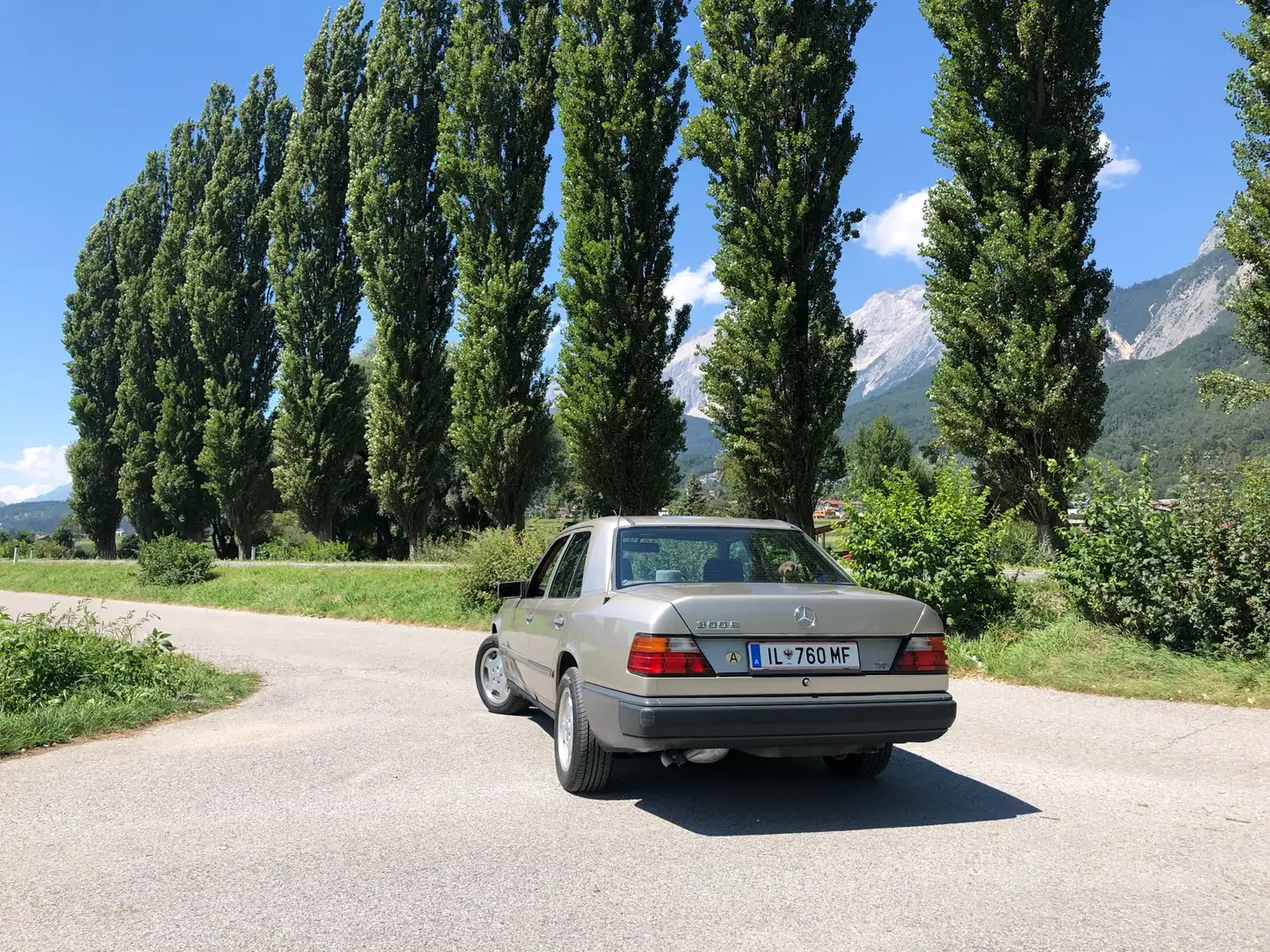 Mercedes-Benz 300 E Automatik Zilver - 2
