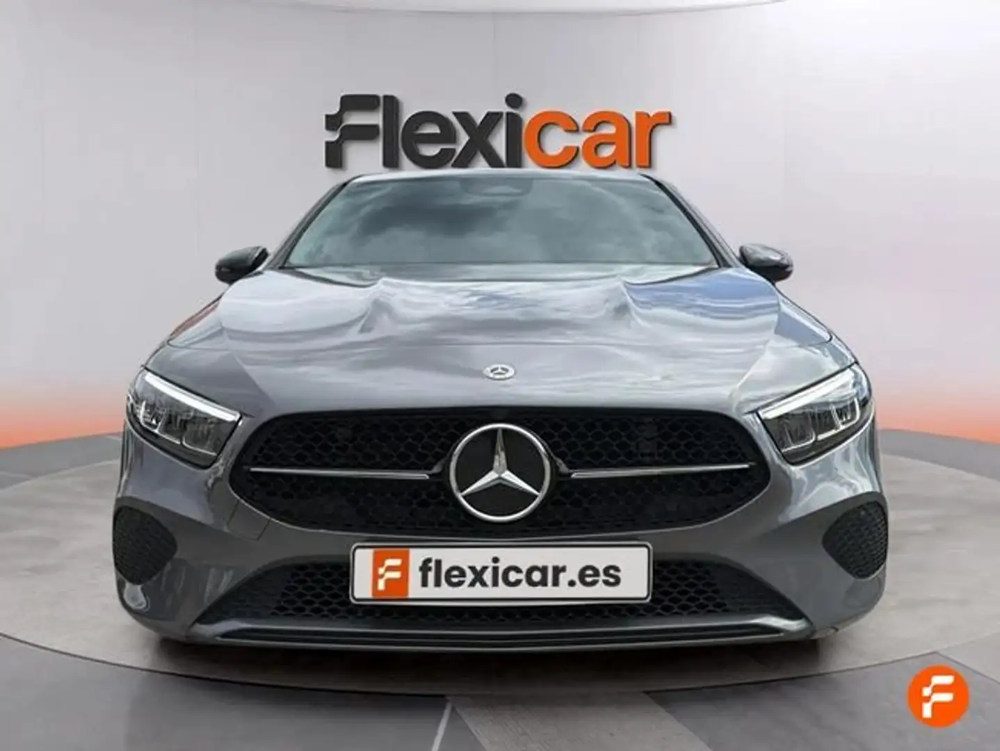 Mercedes-Benz A 180 Burdeos - 2