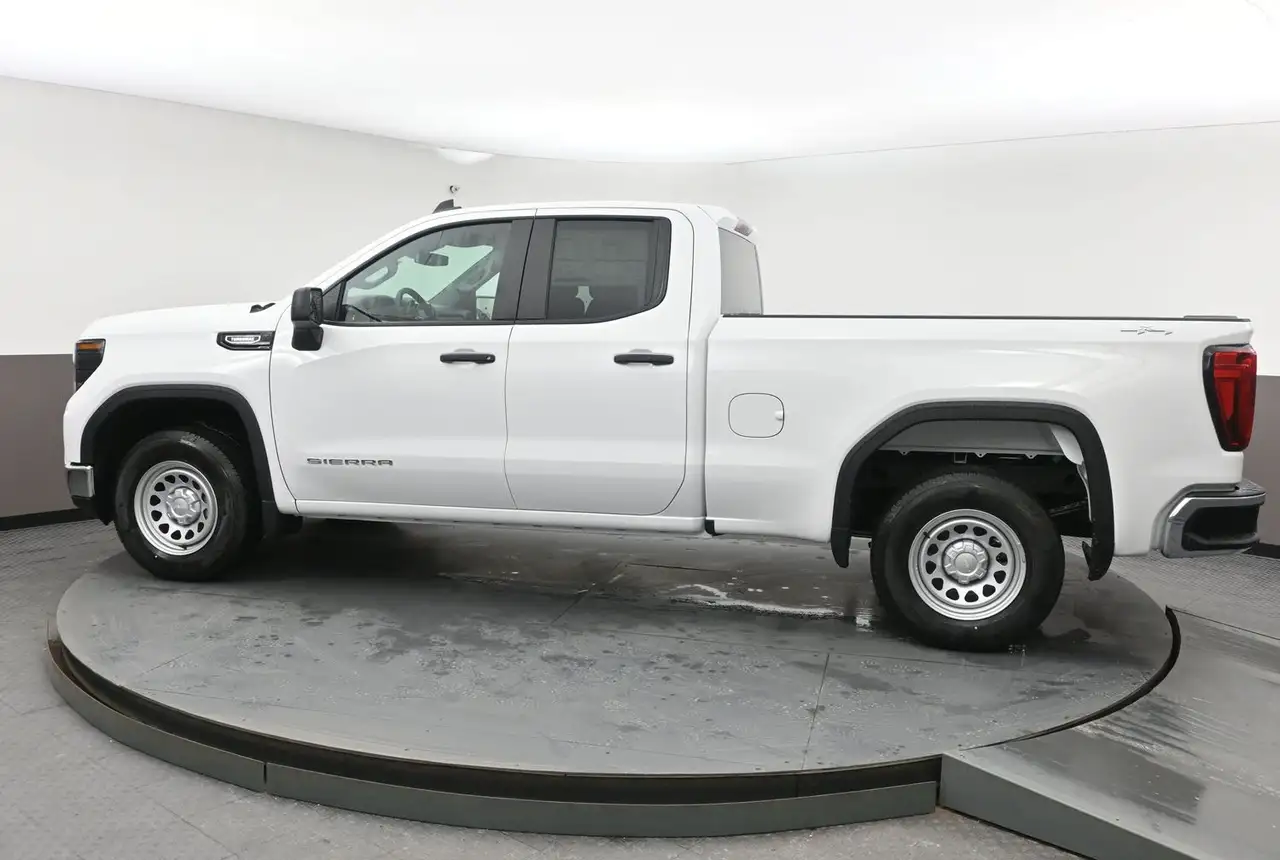 GMC Sierra 1500 снимка GMC Sierra 1500