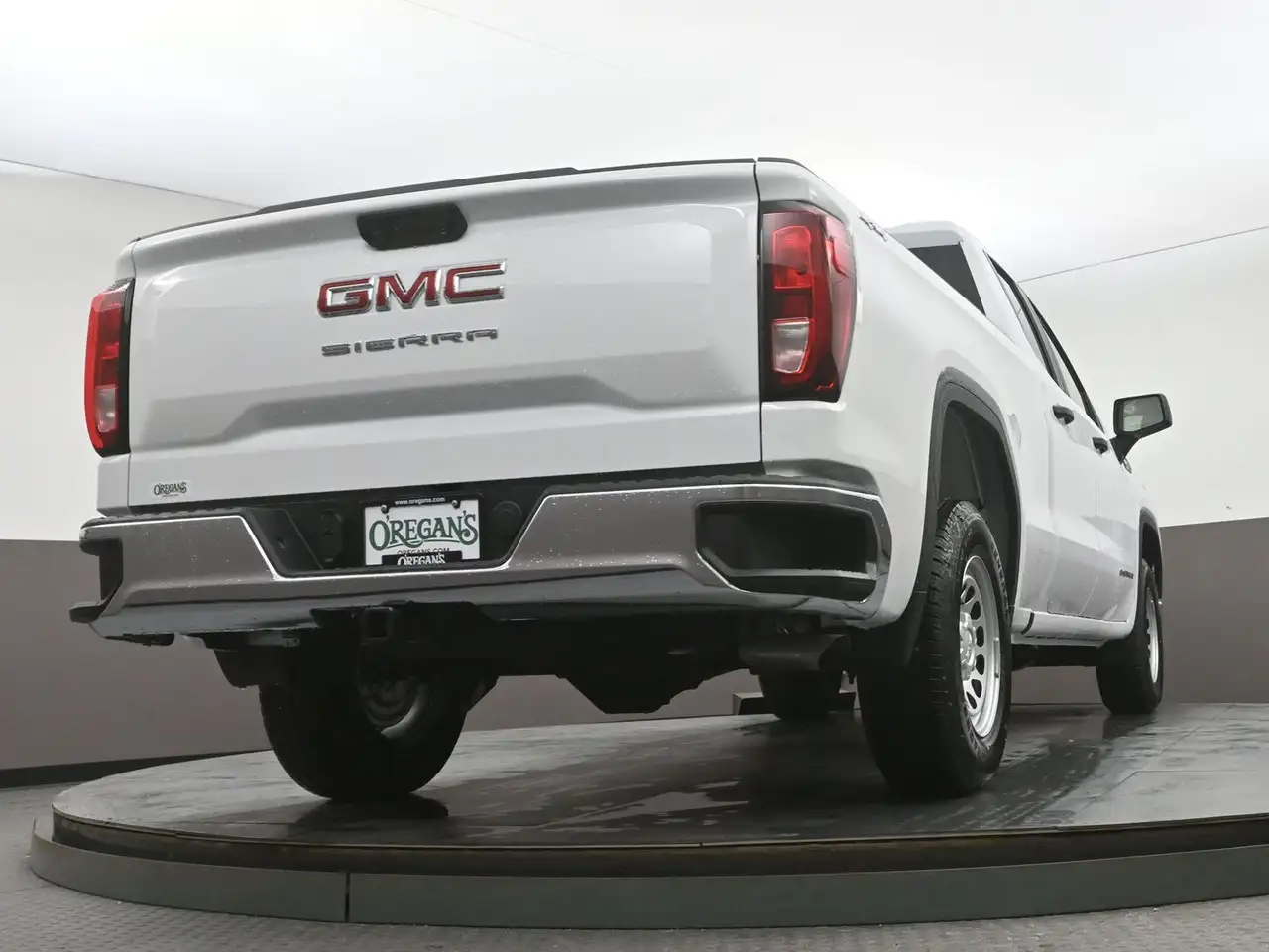 GMC Sierra 1500 снимка GMC Sierra 1500