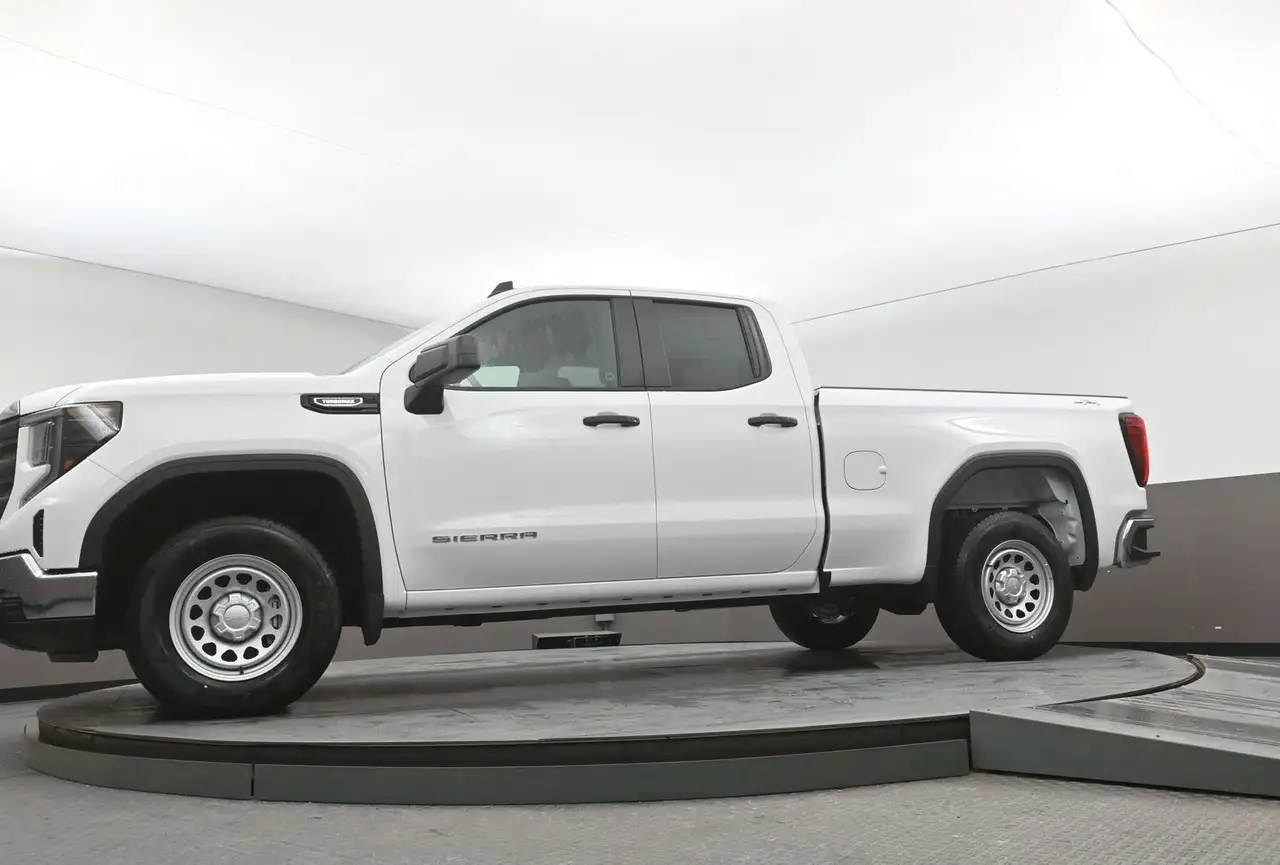 GMC Sierra 1500 снимка GMC Sierra 1500