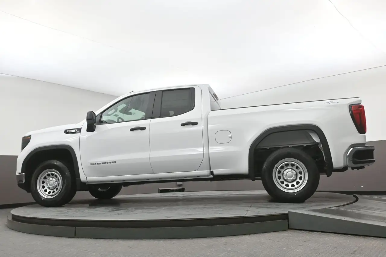 GMC Sierra 1500 снимка GMC Sierra 1500