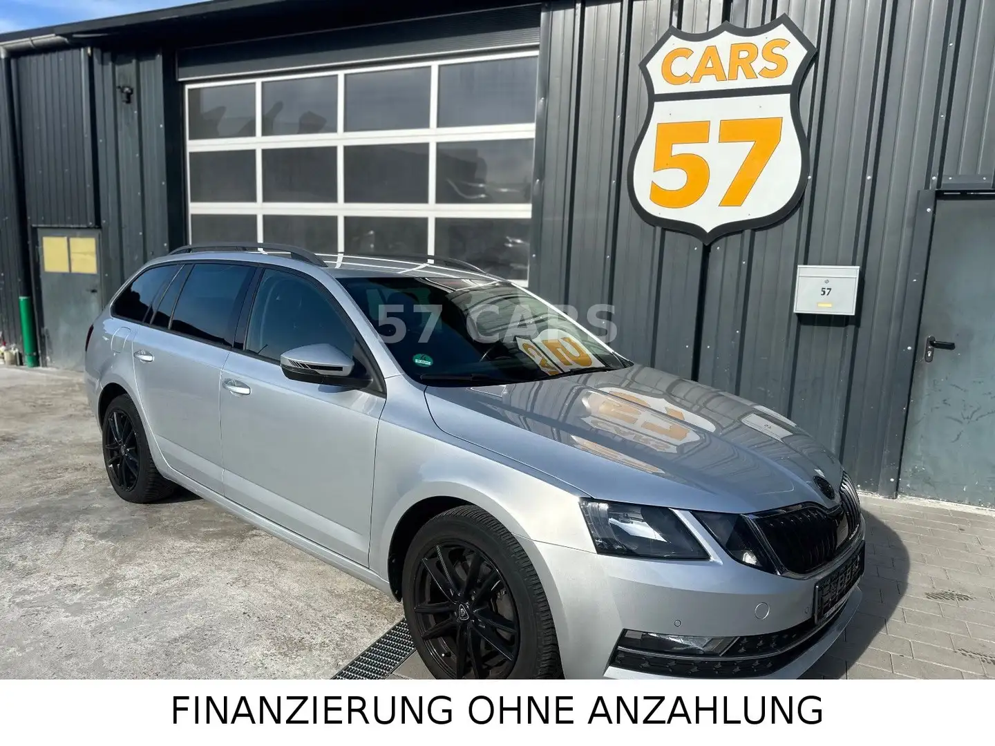 Skoda Octavia Combi Style Automatik+CarPlay+Kamera Silber - 1