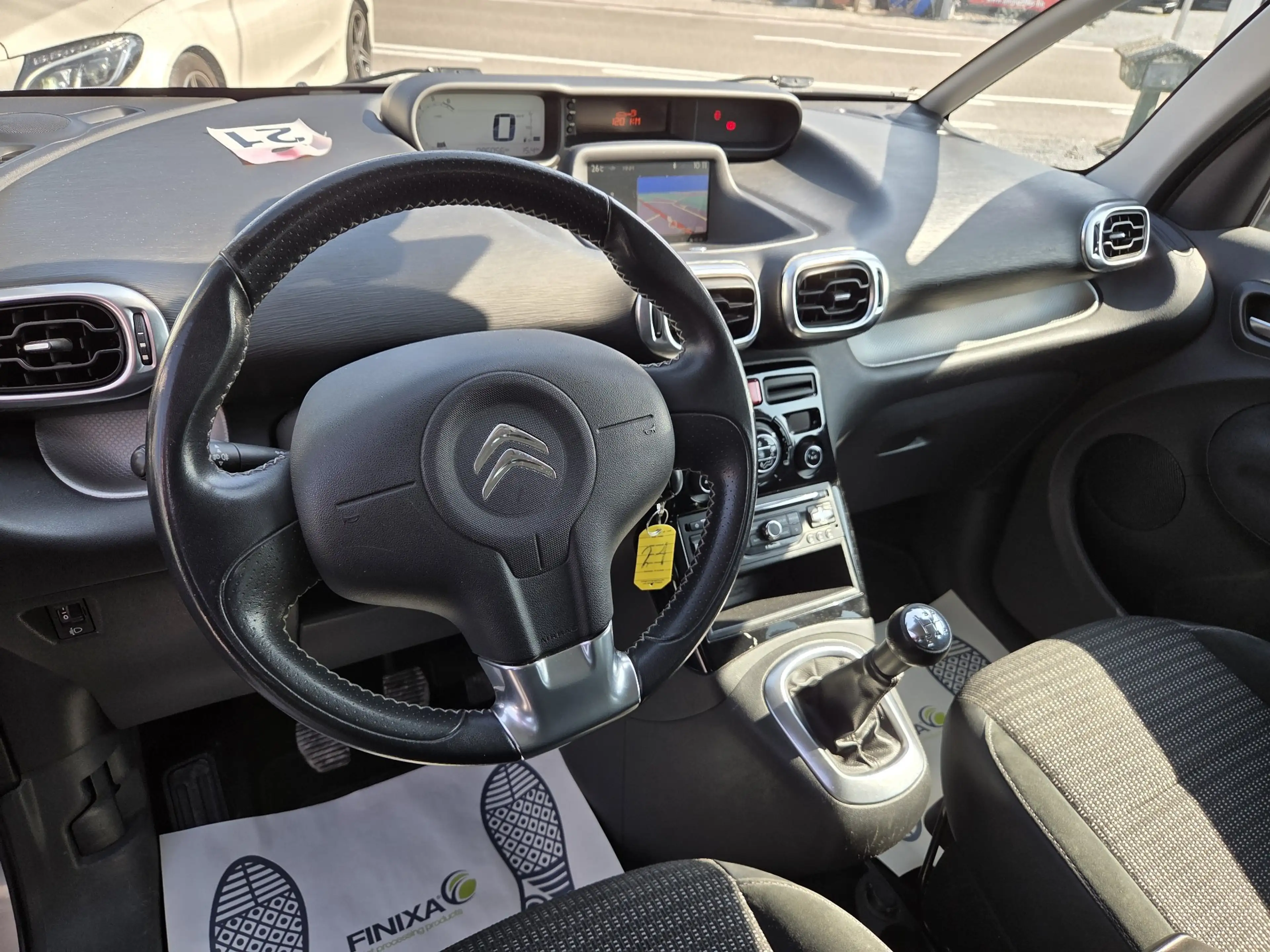 Citroen C3 Picasso 1.2 PureTech Exclusive — photo 11