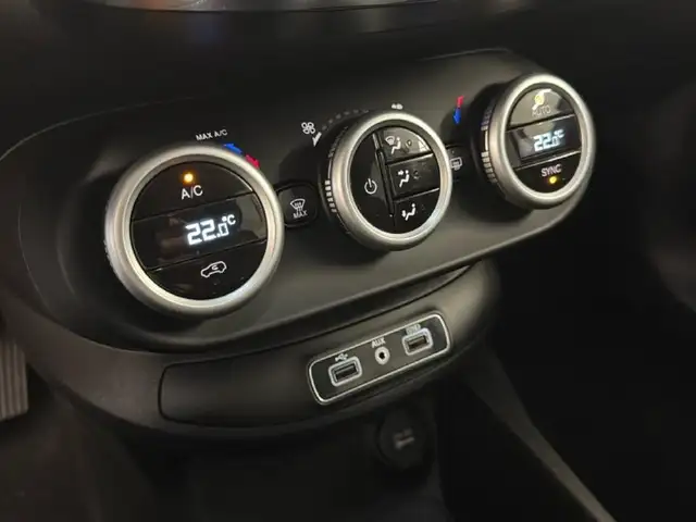 Fiat 500X view 10
