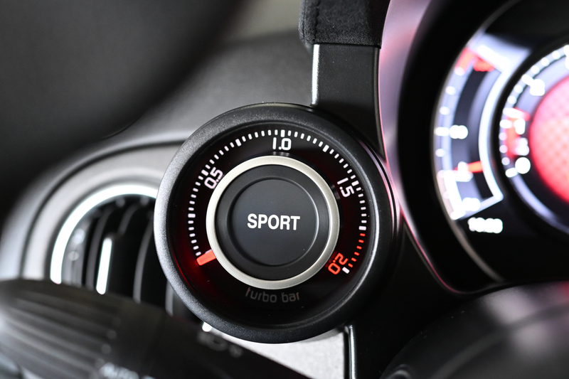 Abarth 695 70th Anniversario Sabelt-Sportsitze Navi PDC — photo 12