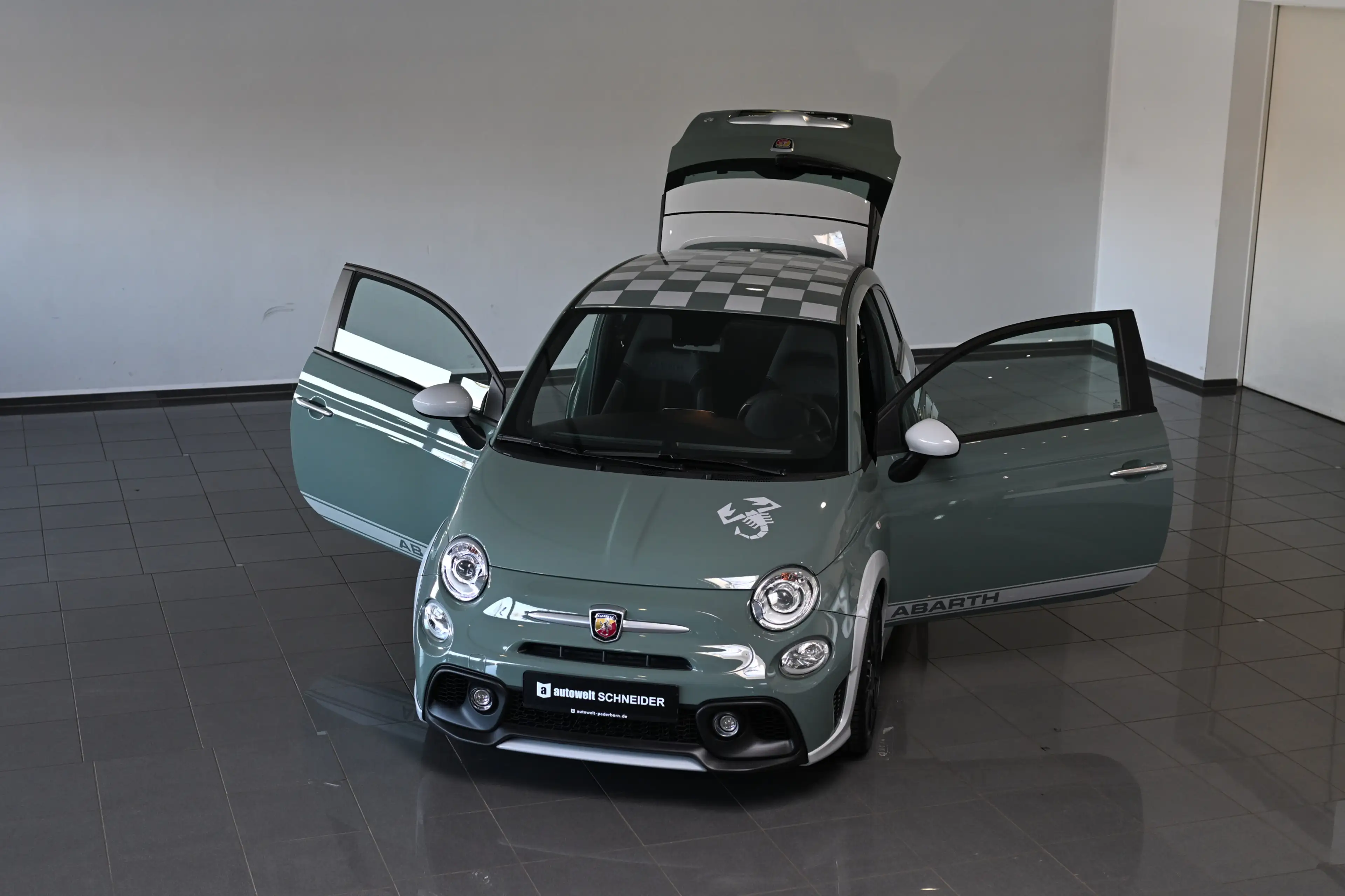Abarth 695 70th Anniversario Sabelt-Sportsitze Navi PDC — photo 5
