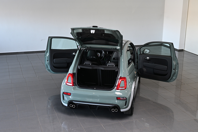 Abarth 695 70th Anniversario Sabelt-Sportsitze Navi PDC — photo 6