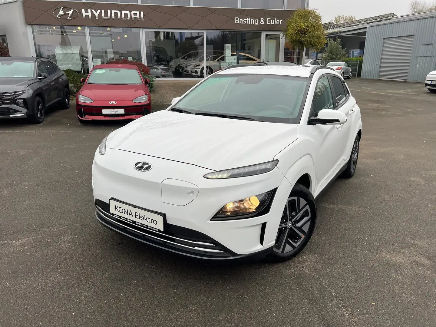Hyundai KONA Edition 30+ Elektro 2WD Bianco - 1
