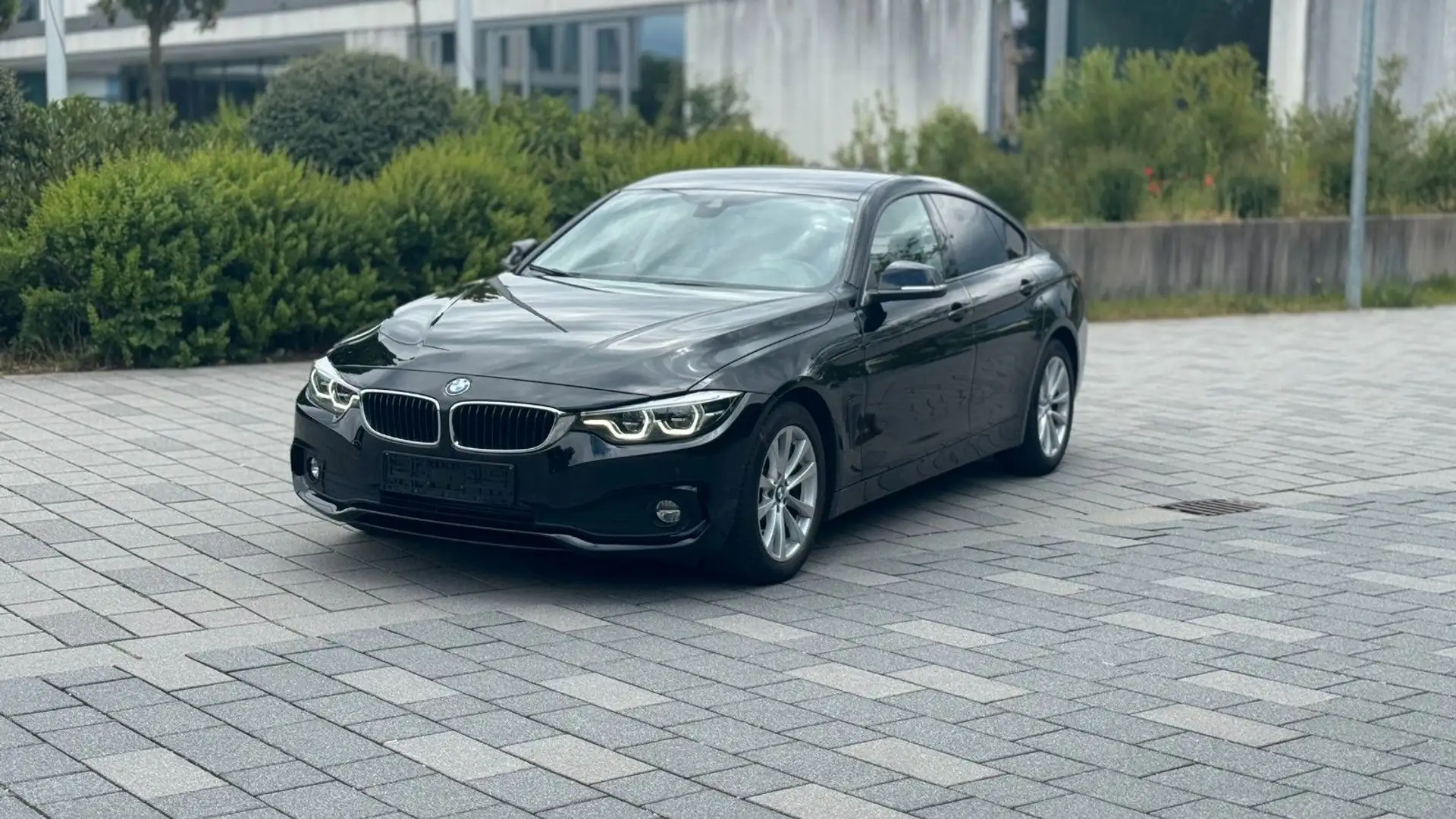 BMW 418 418d Gran Coupé Advantage Černá - 1