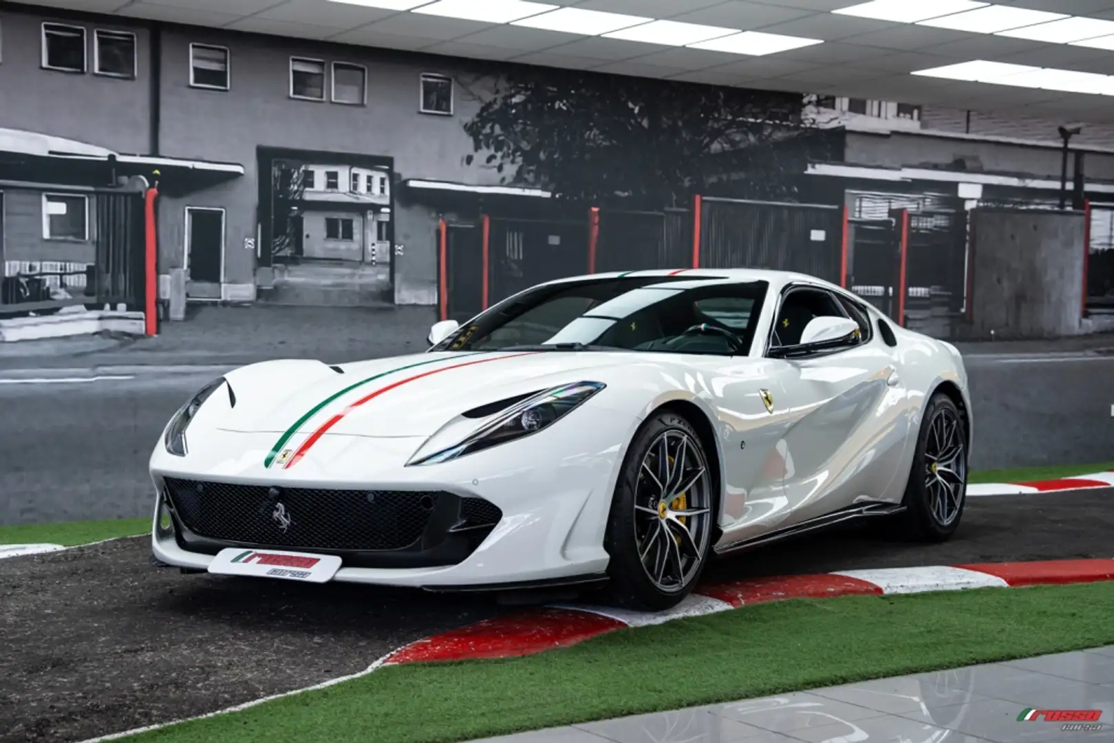 Ferrari 812 Superfast Wit - 1
