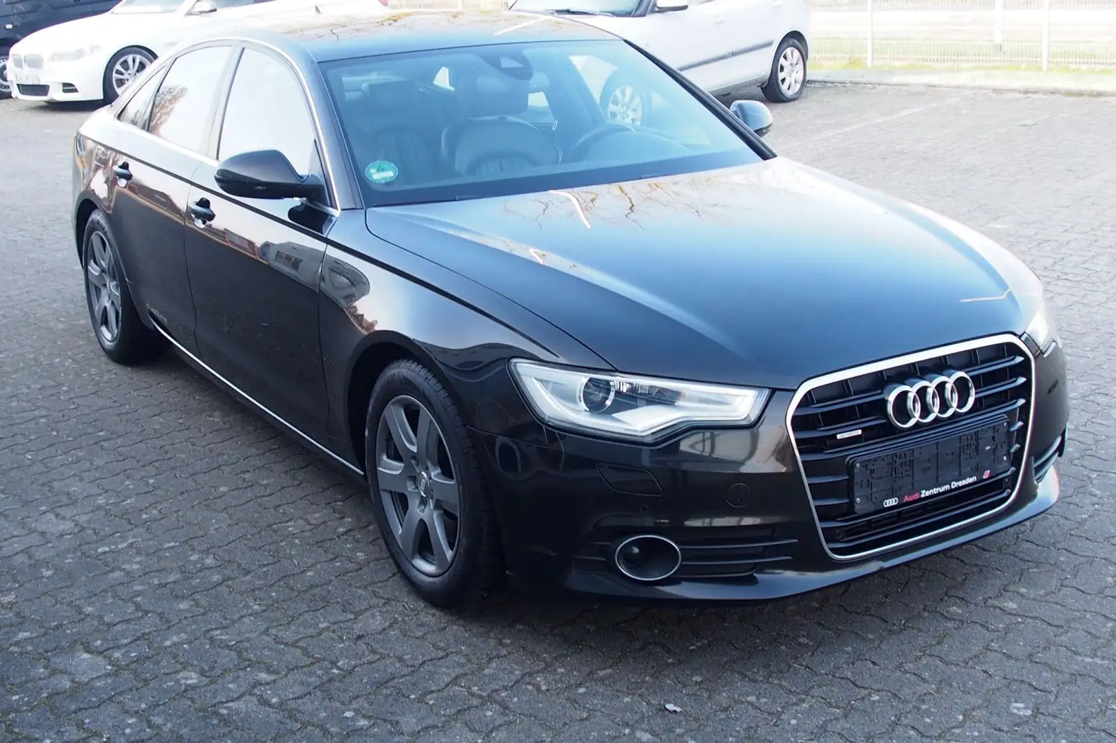 Audi A6 Lim. 3.0 TDI quattro/Leder/Navi/Bi-Xenon/Bose Černá - 2