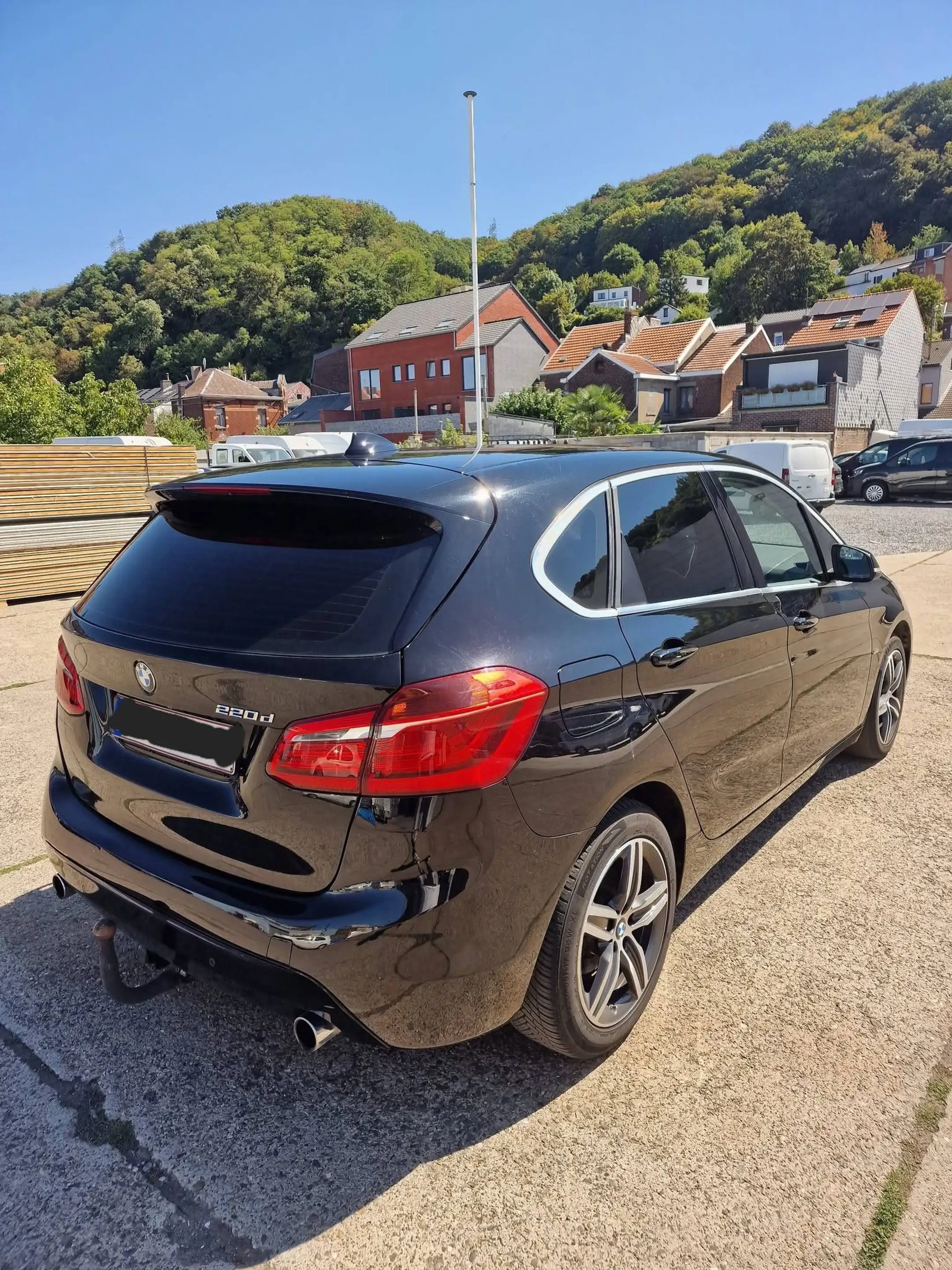 BMW 220 d Serie 2 Sport line Active tourer — photo 5