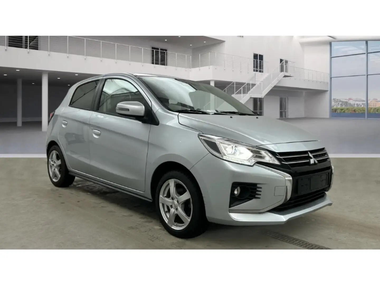 Mitsubishi Space Star Top 1.2 CVT WR LED Kamera App-Navi Sitzh. Plateado - 2