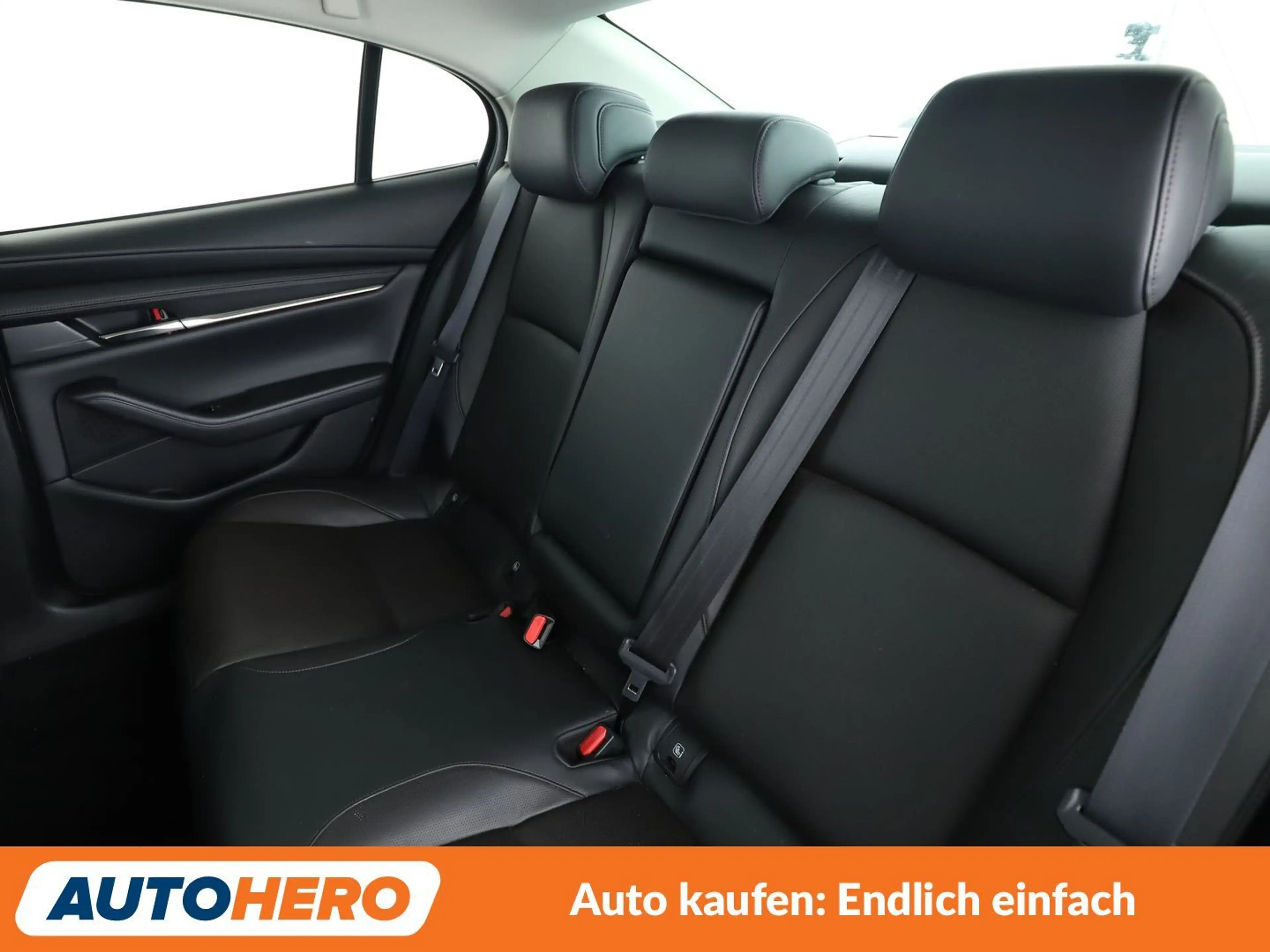 Mazda 3 2.0 Skyactiv-X Selection Aut.*NAVI*ACC*PDC*SHZ* — photo 14
