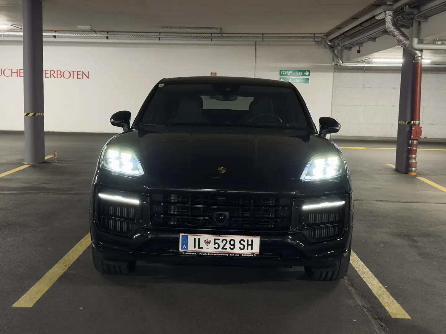 Porsche Cayenne Coupe III S E-Hybrid HUD/PANO/AUSPUFFANL./GARANTIE Schwarz - 2