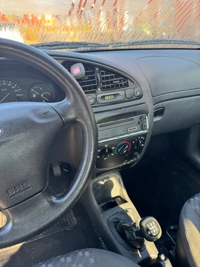Ford Fiesta Fiesta 1.3-8V Classic Zwart - 1