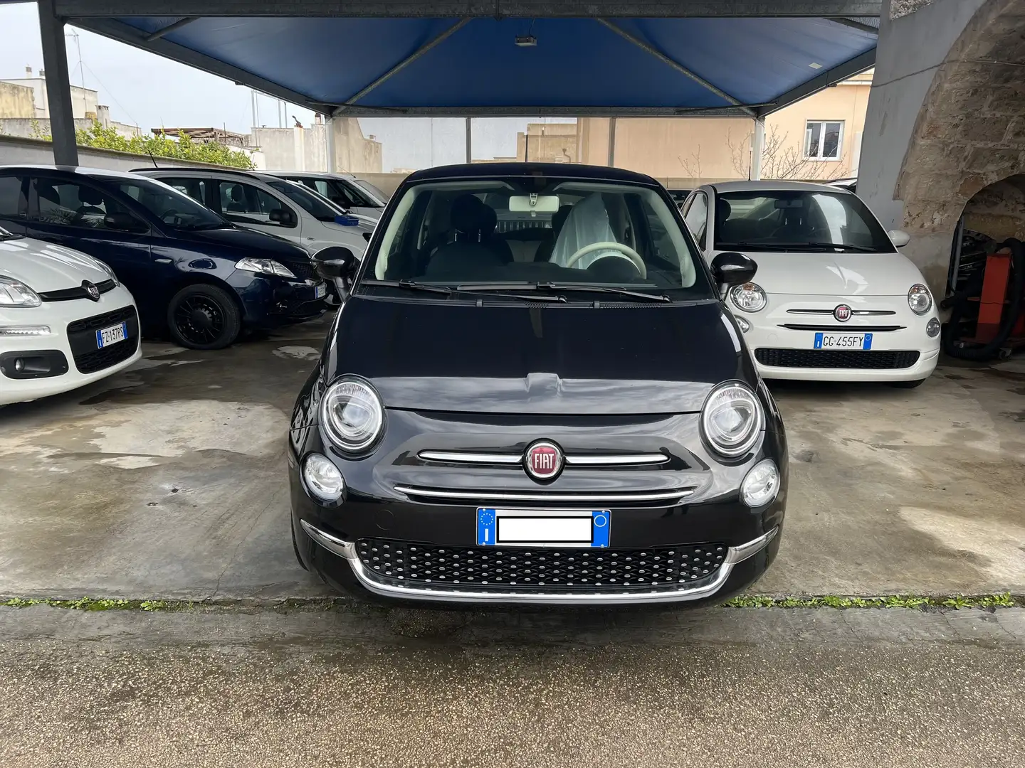 Fiat 500 1.0 hybrid Dolcevita 70cv Schwarz - 1