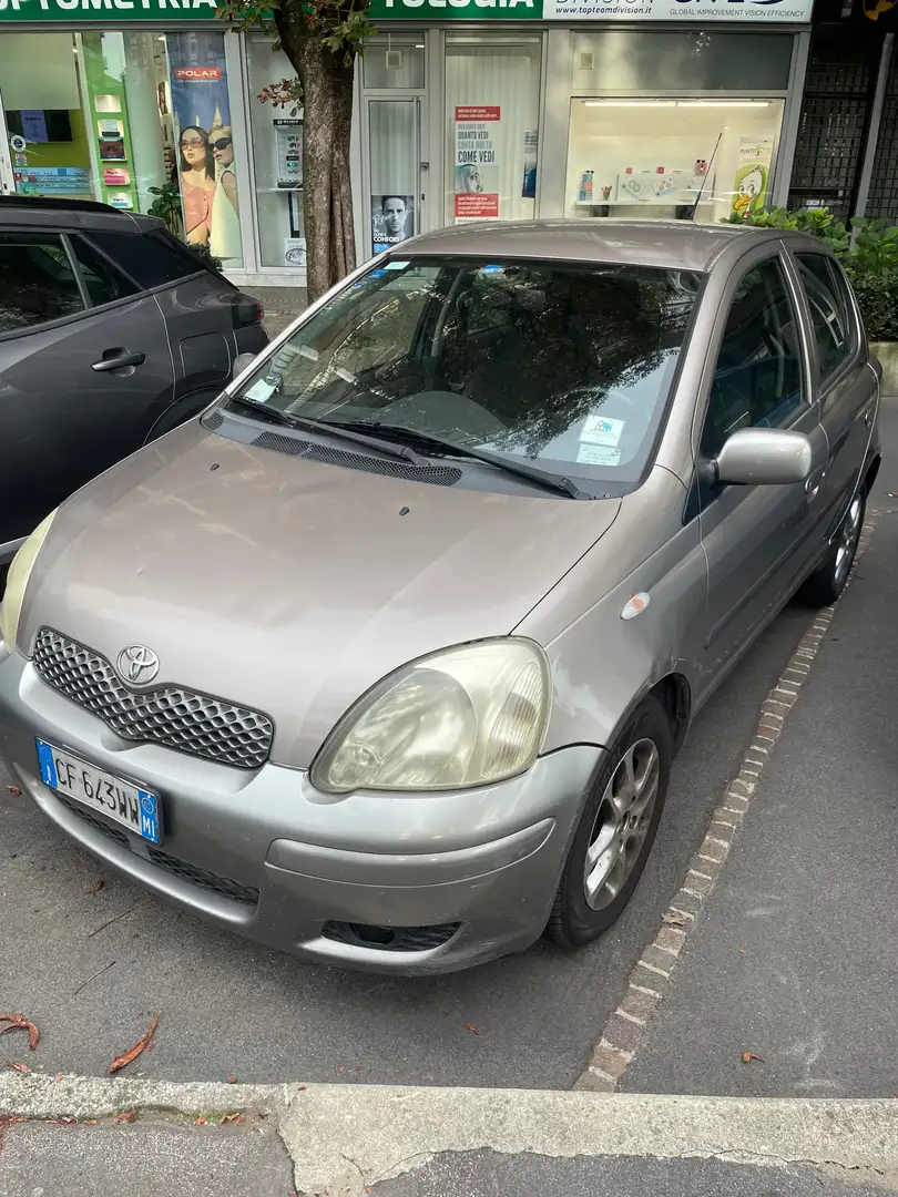 Toyota Yaris Yaris I 2003 5p 1.3 Sol Grigio - 1