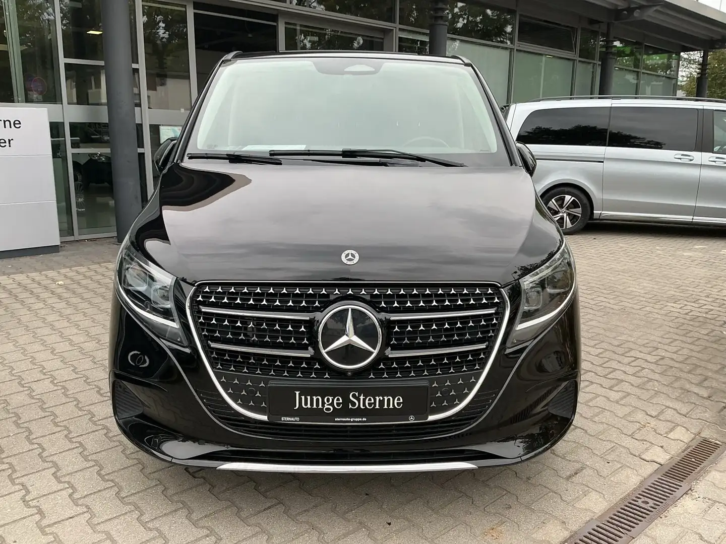 Mercedes-Benz V 300 V 300 d 4M AVANTGARDE Extralang Distronic/Kamera Schwarz - 2