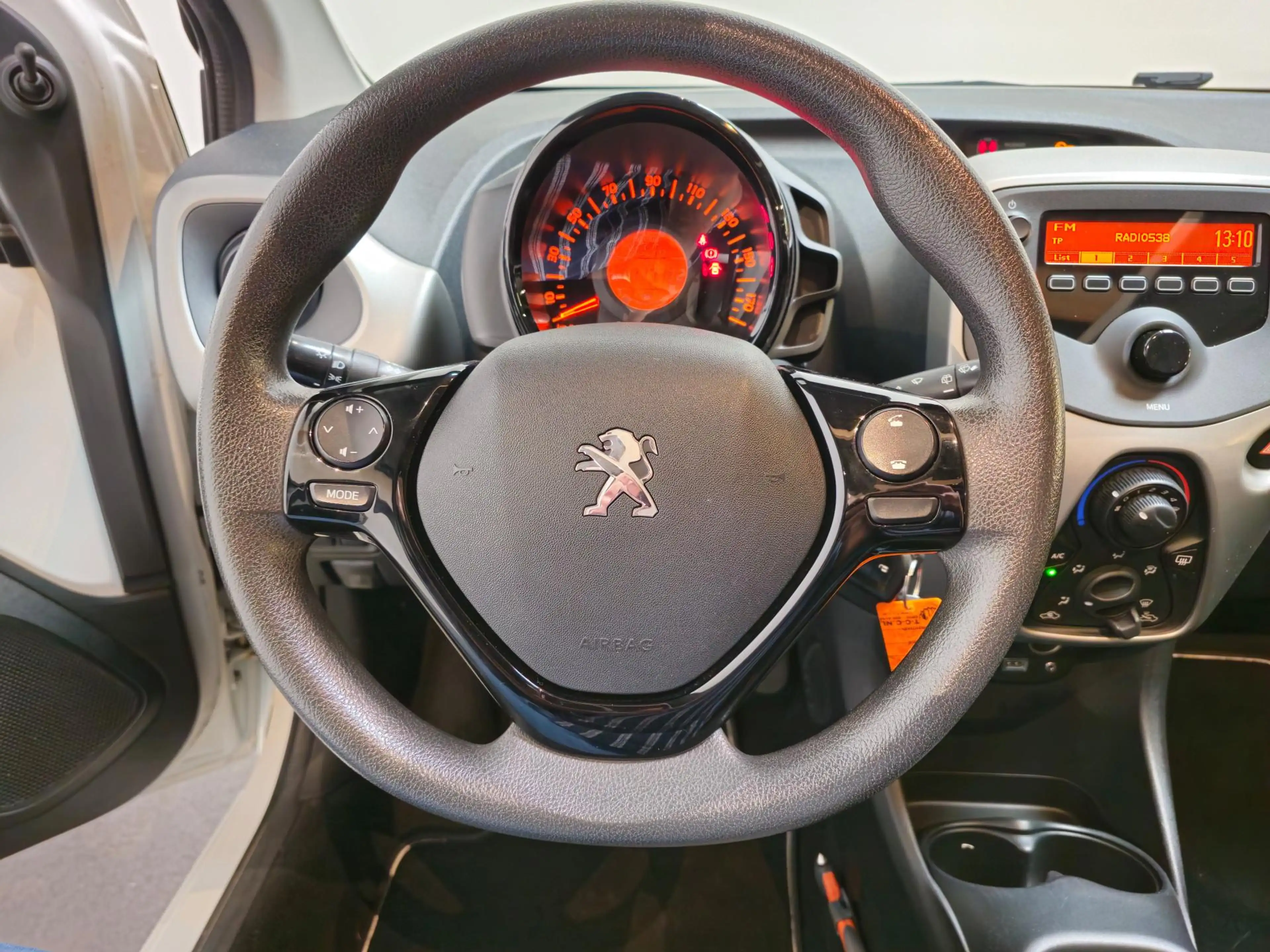 Peugeot 108 1.0 VTi Active Top Cabrio - Bluetooth - Elektrisch — photo 13