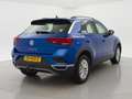 Volkswagen T-Roc 1.5 TSI 150 PK DSG AUT. STYLE + ADAPTIVE CRUISE / Blue - thumbnail 2