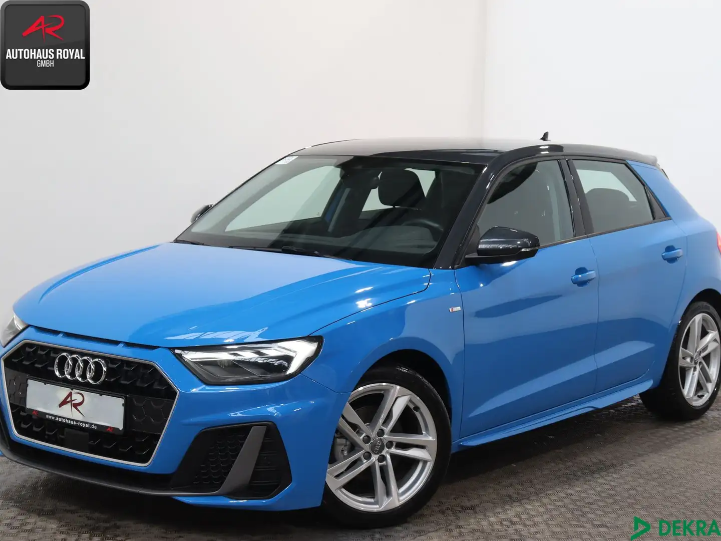 Audi A1 A1 35 TFSI S LINE VIRTUAL,ACC,KEYLESS,NAVI,LED Синий - 1