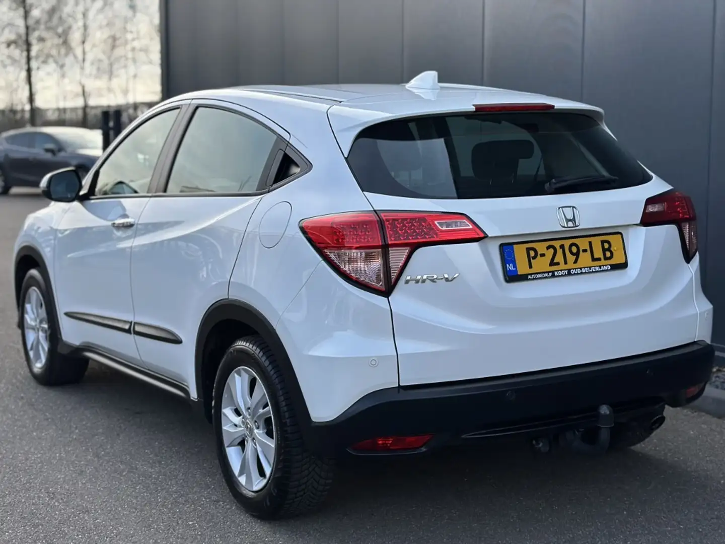 Honda HR-V 1.5 i-VTEC Elegance Weiß - 2